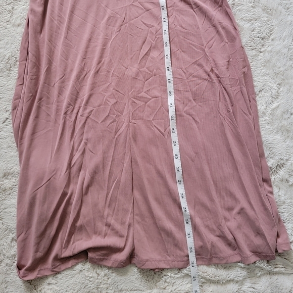 Francescas Alya Cold Shoulder Dusty Pink High Collar Cutout VNeck Dress NWT - Picture 10 of 11